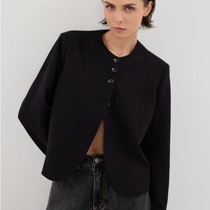 DISSH Black Blazer